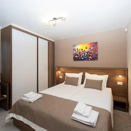 Marija Guest house 4*