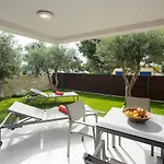 Marija 4*