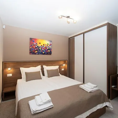 בית הארחה Marija 4*