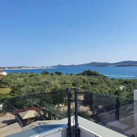 Marija 4* Sveti Filip i Jakov