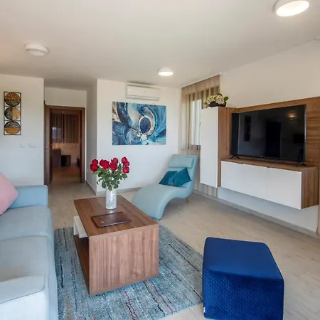 Marija 4* Sveti Filip i Jakov