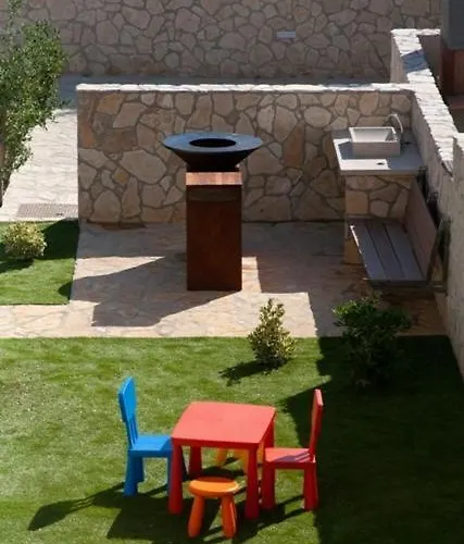 Marija 4* Sveti Filip i Jakov