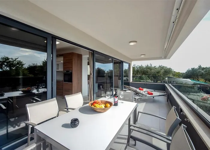 Guest house Marija 4*