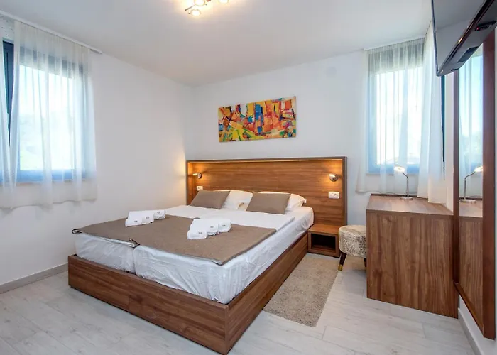 Marija Guest house 4*