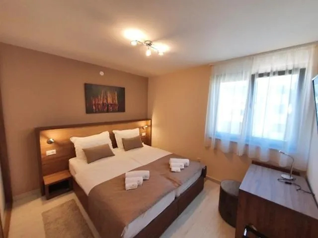 Marija 4* Sveti Filip i Jakov